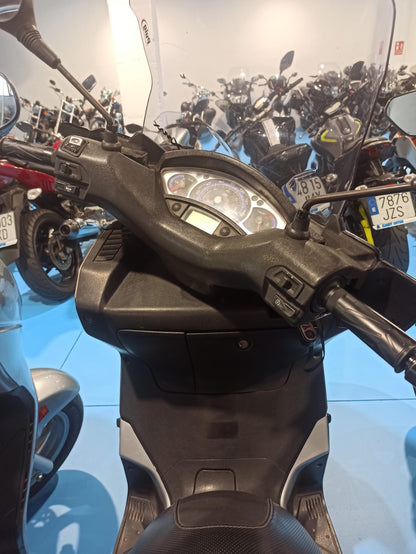 YAMAHA X MAX 250