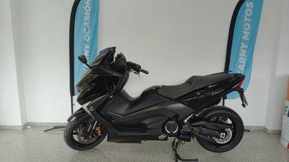 YAMAHA TMAX