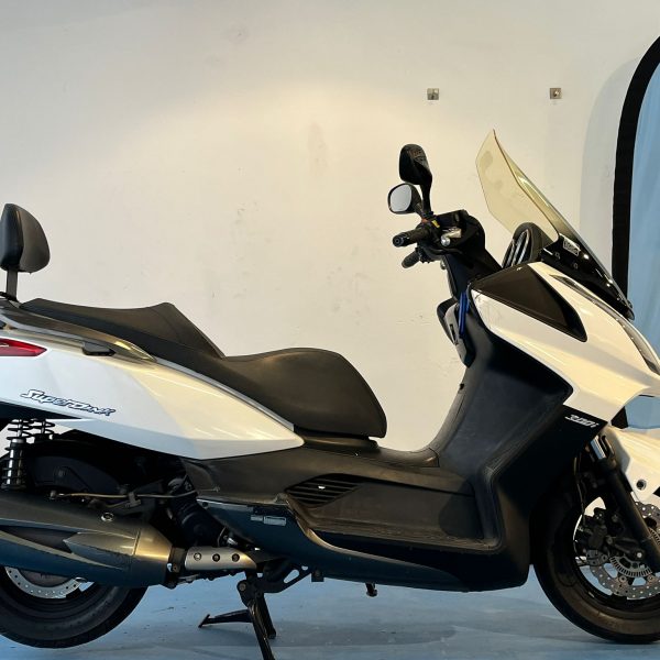 Kymco Superdink 300