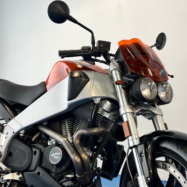 Alternative view of BUELL XB9SX LIGHTNING