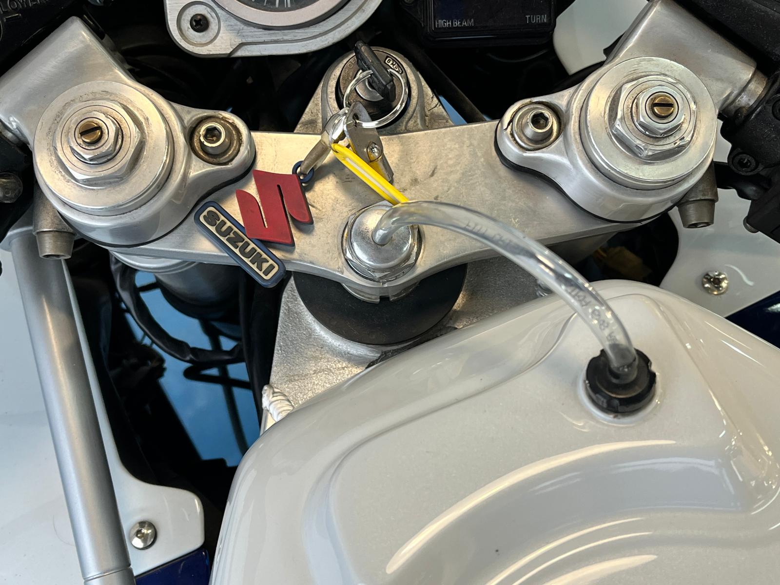 SUZUKI GSXR1100 AÑO91 - Imagen 57