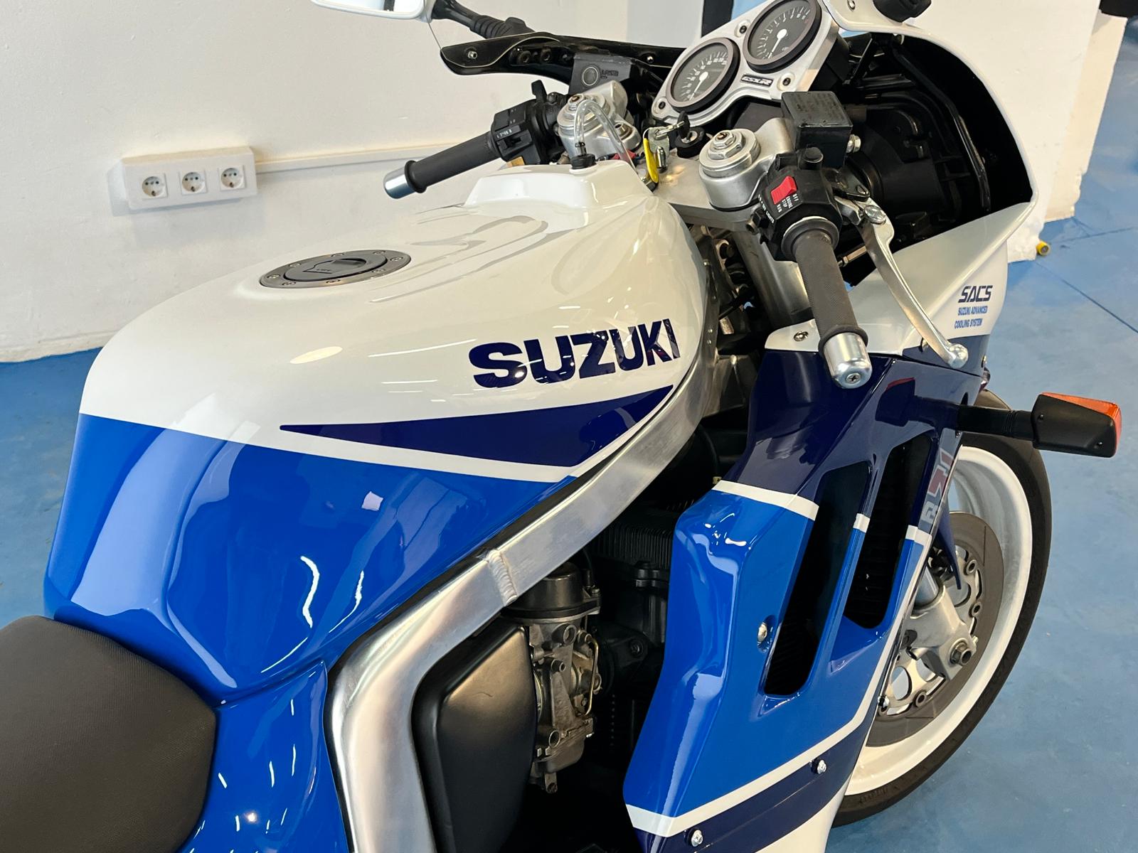 SUZUKI GSXR1100 AÑO91 - Imagen 64