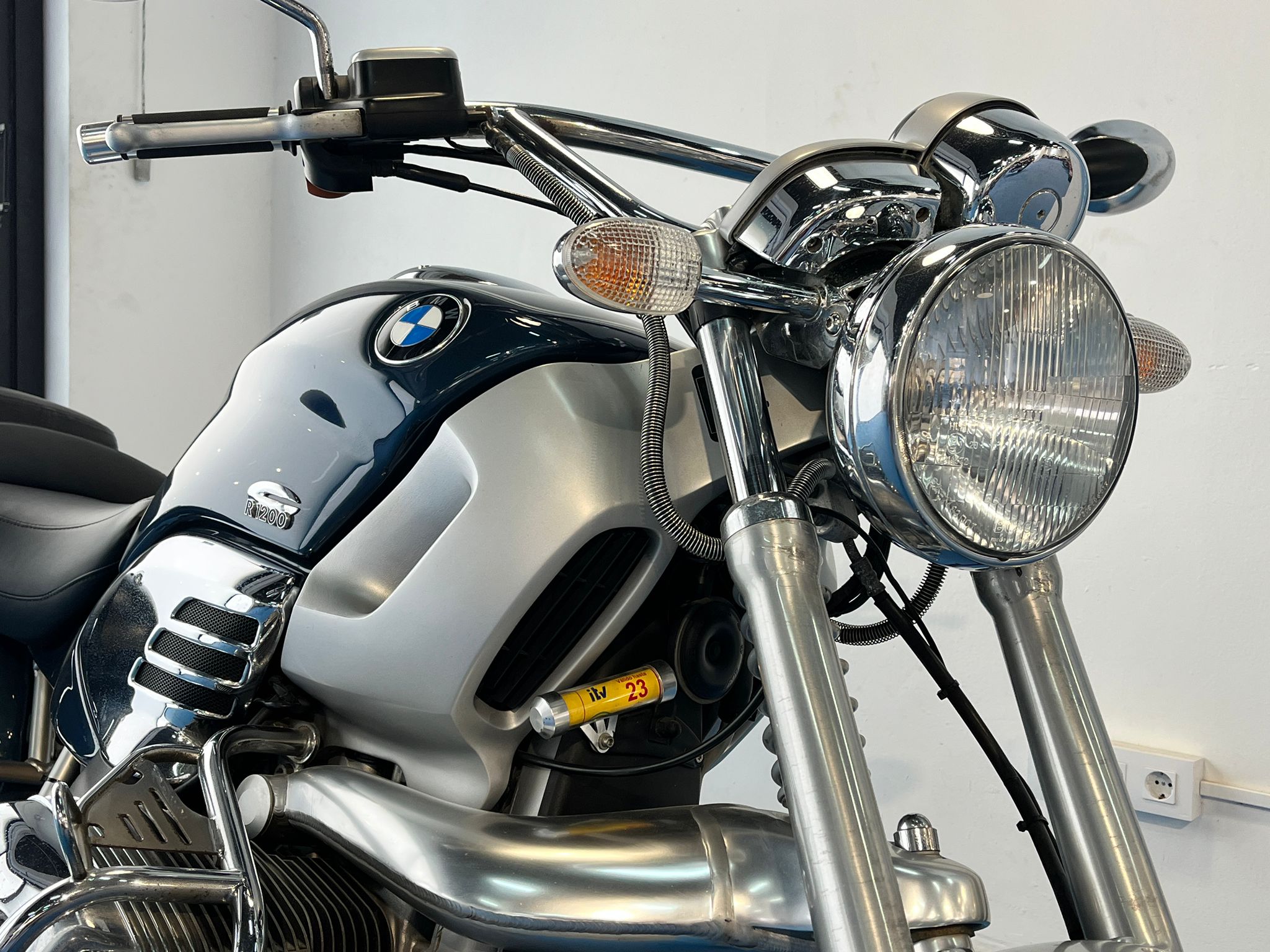 BMW R1200C - Imagen 4