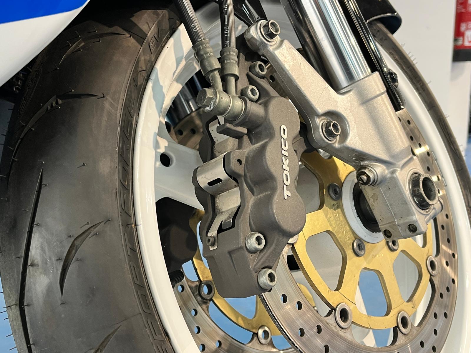 SUZUKI GSXR 750 SRAD - Imagen 13