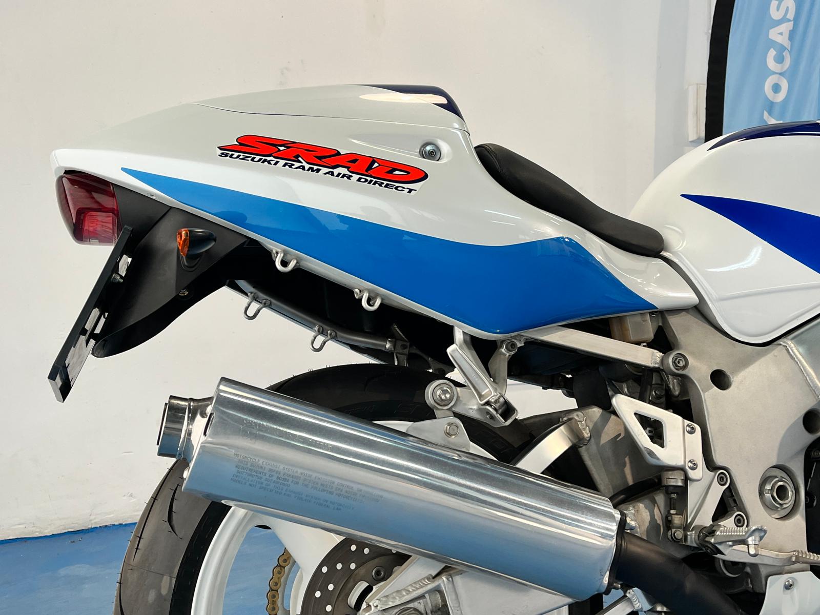 SUZUKI GSXR 750 SRAD - Imagen 9