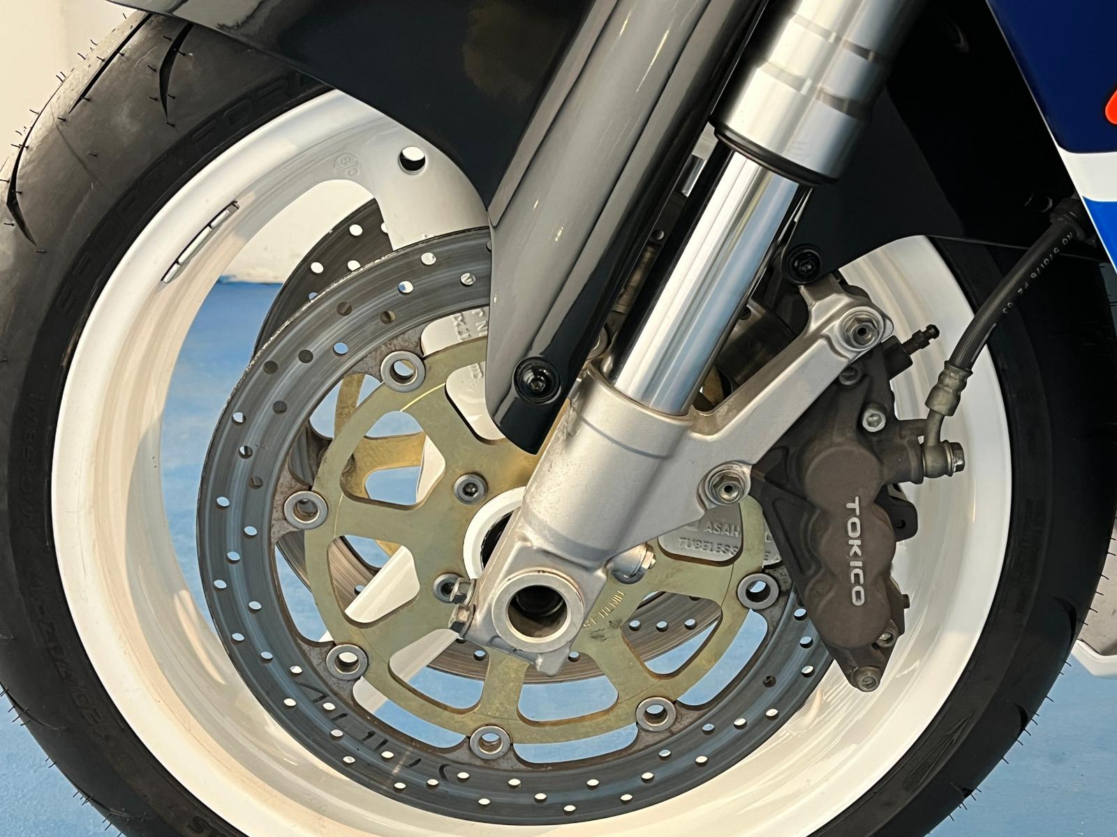 SUZUKI GSXR 750 SRAD - Imagen 37