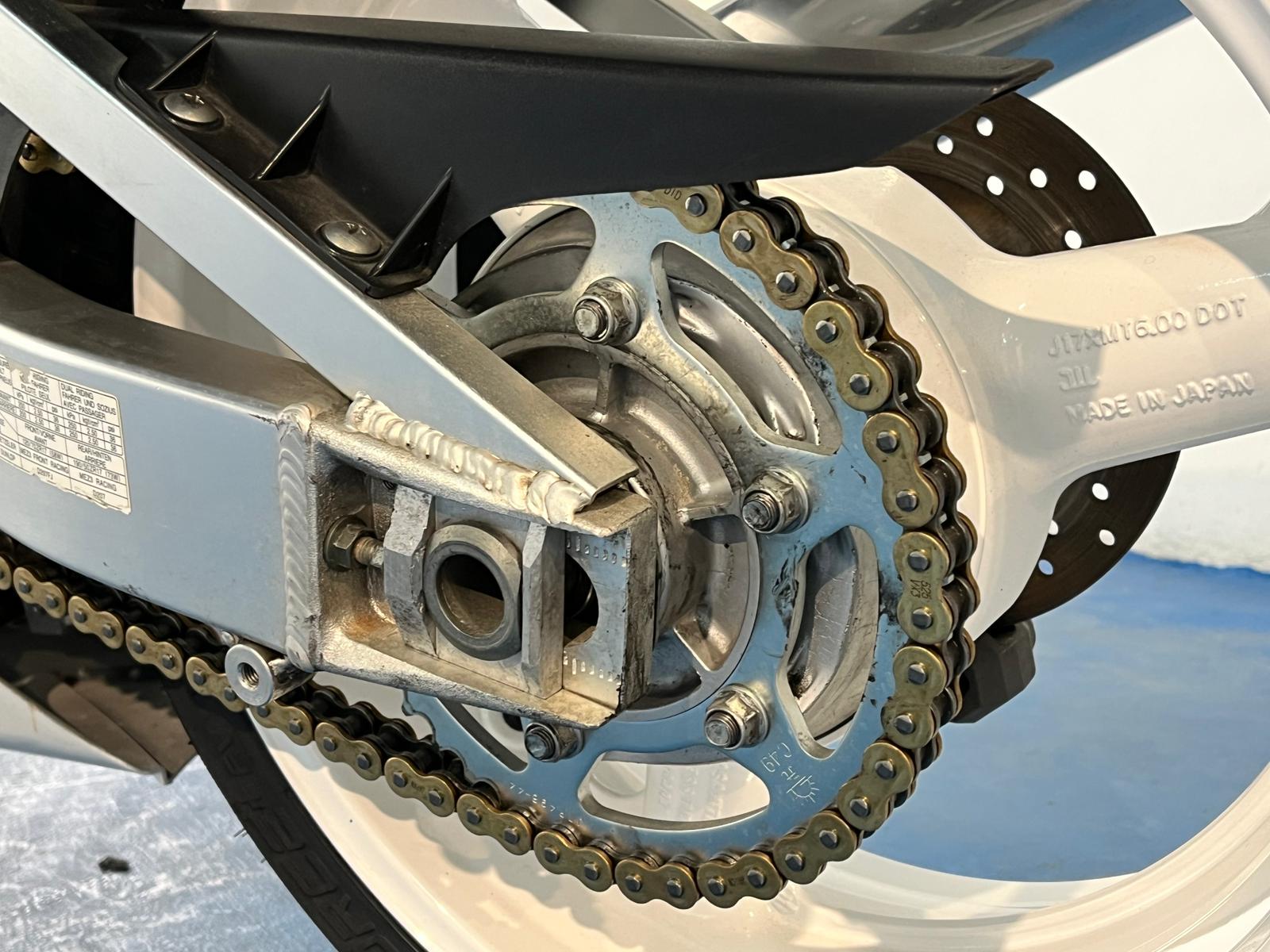 SUZUKI GSXR 750 SRAD - Imagen 38