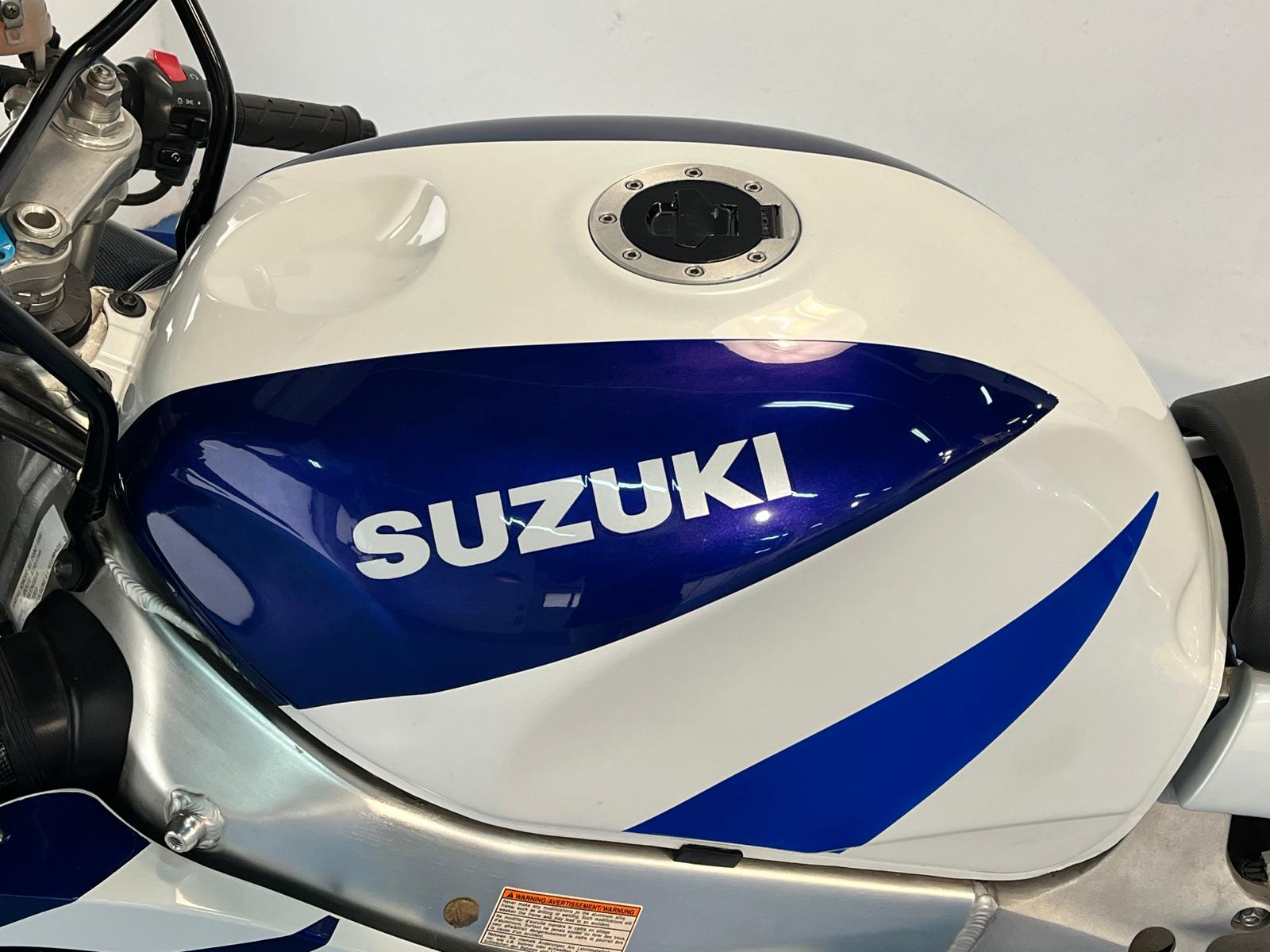 SUZUKI GSXR 750 SRAD - Imagen 41