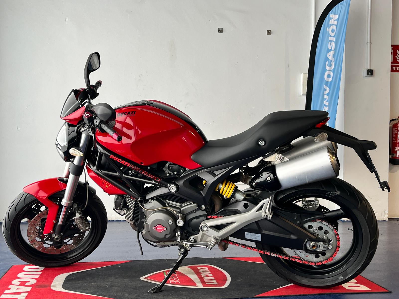 DUCATI MONSTER 696 ABS - Imagen 4