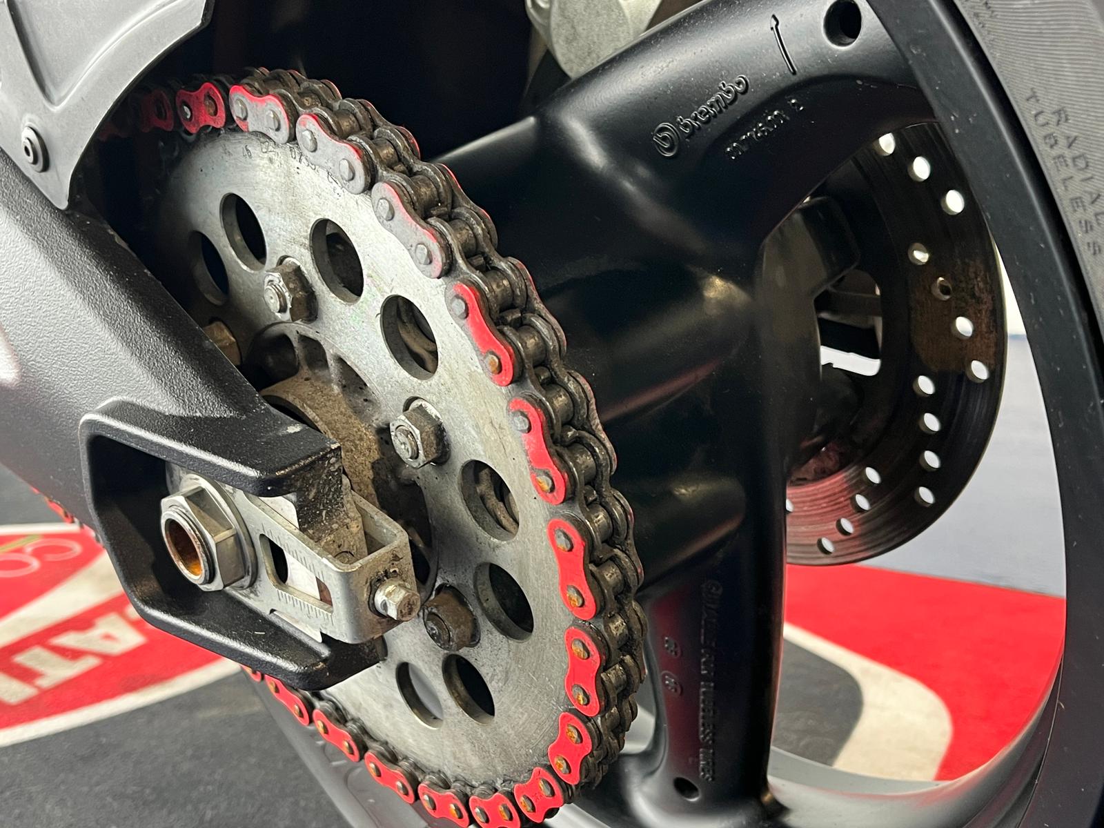 DUCATI MONSTER 696 ABS - Imagen 43