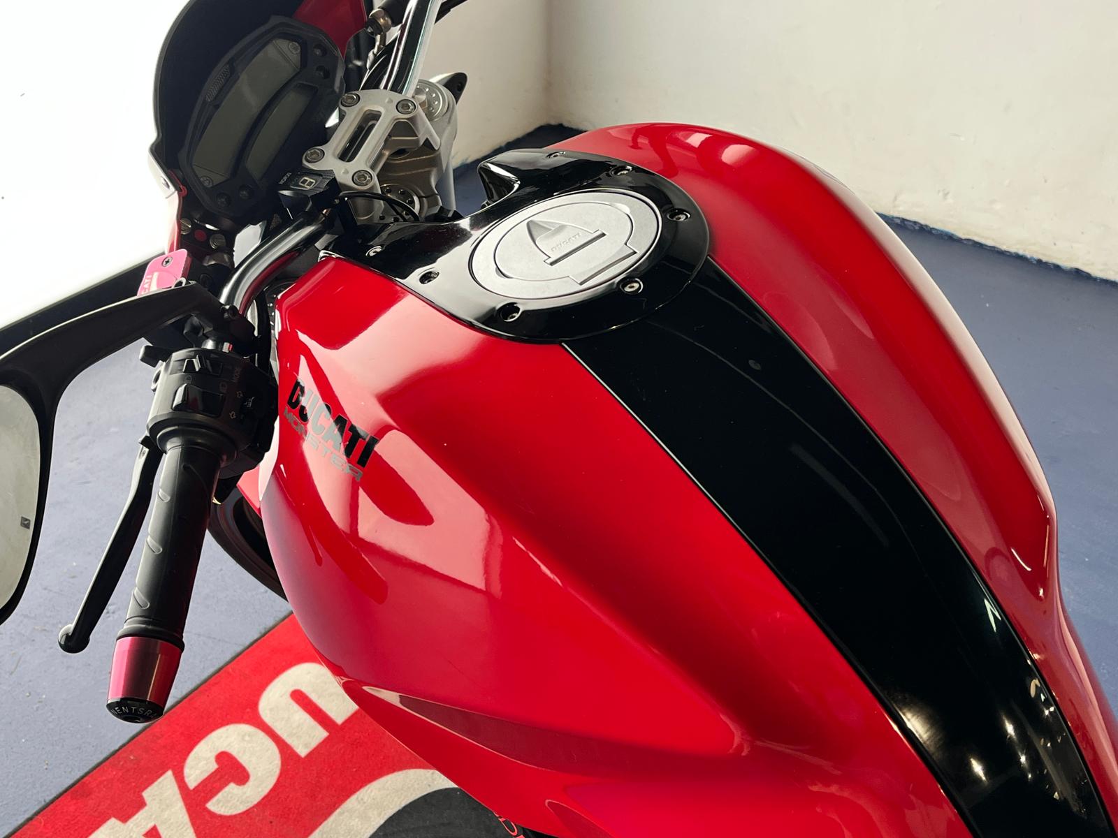 DUCATI MONSTER 696 ABS - Imagen 47