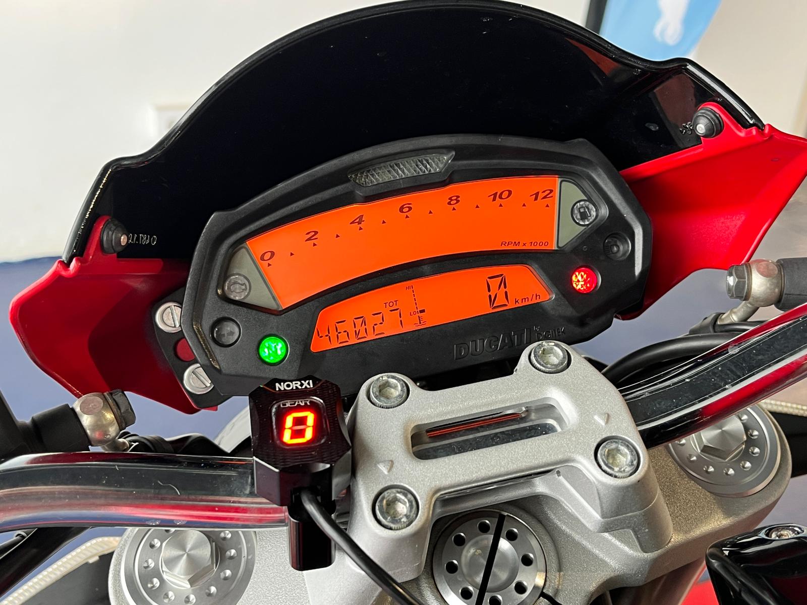 DUCATI MONSTER 696 ABS - Imagen 50