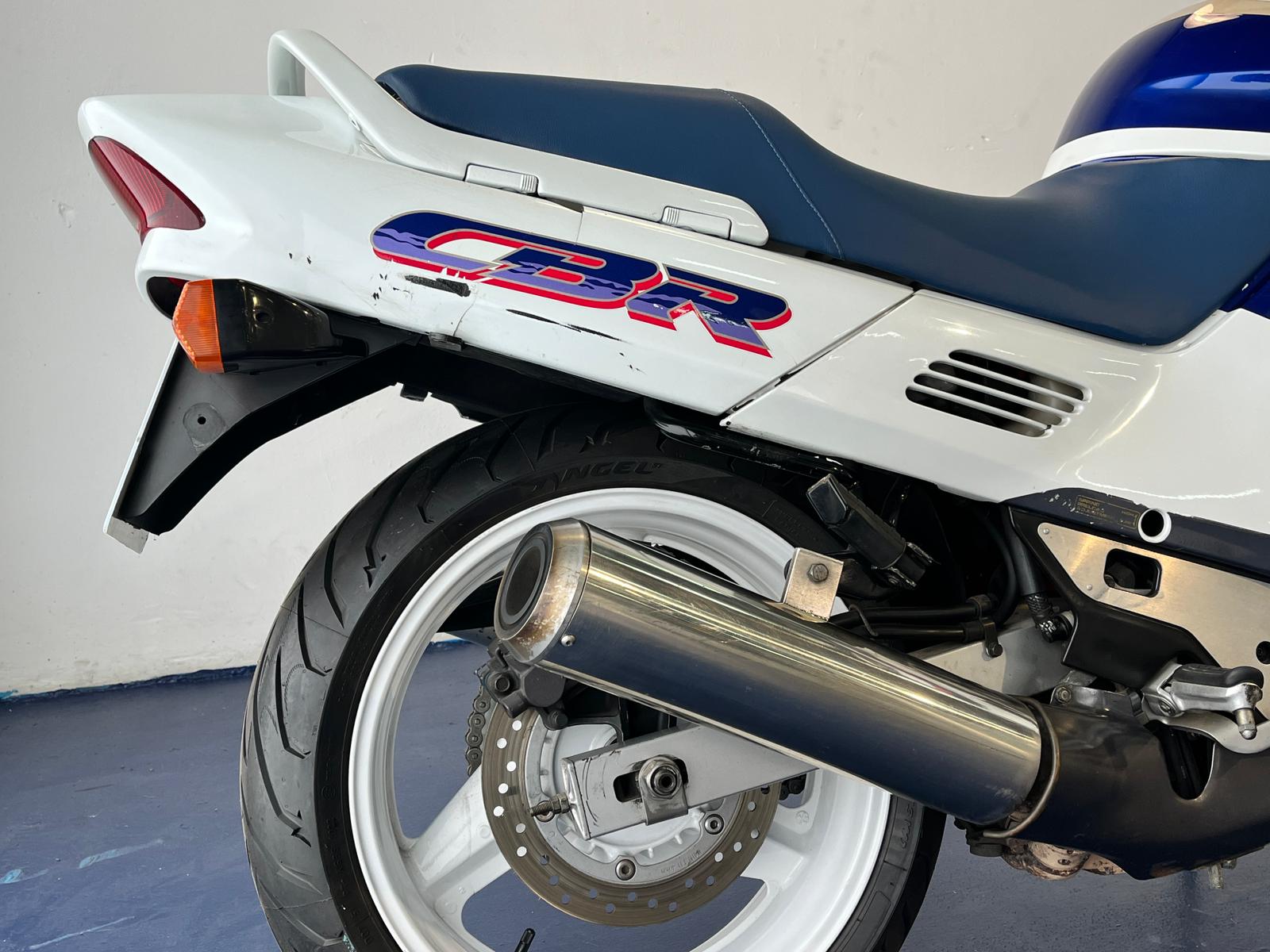 HONDA CBR 1000F 1995 - Imagen 10