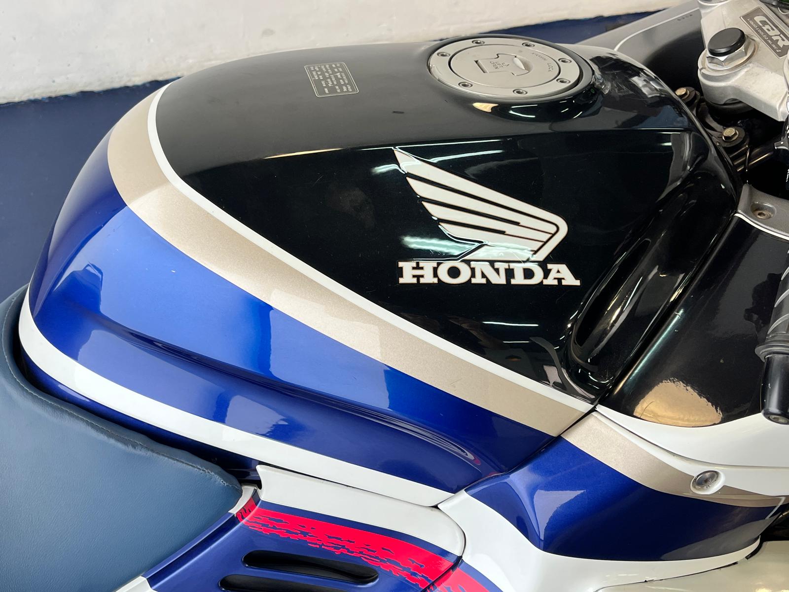 HONDA CBR 1000F 1995 - Imagen 21