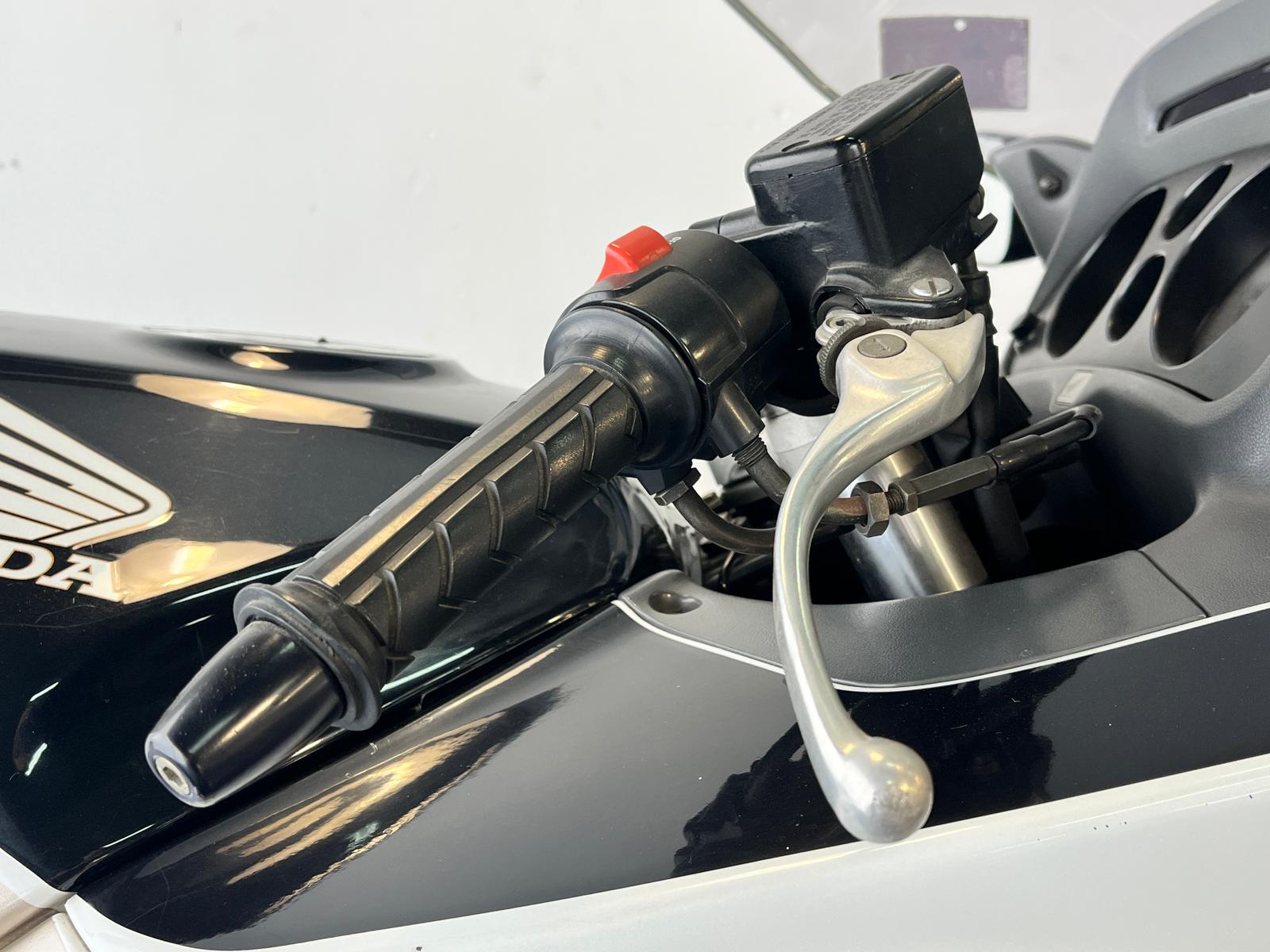 HONDA CBR 1000F 1995 - Imagen 22