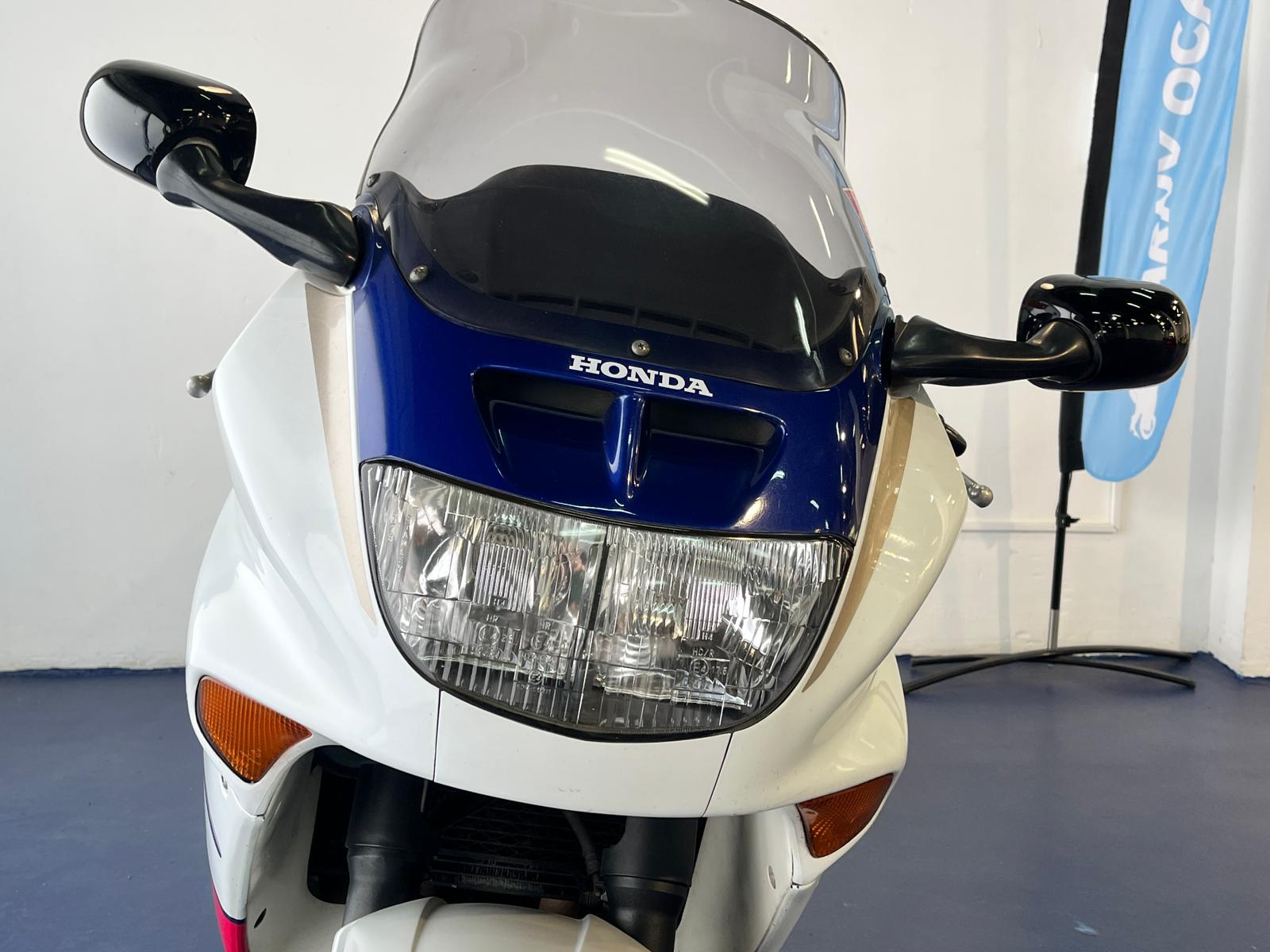 HONDA CBR 1000F 1995 - Imagen 24