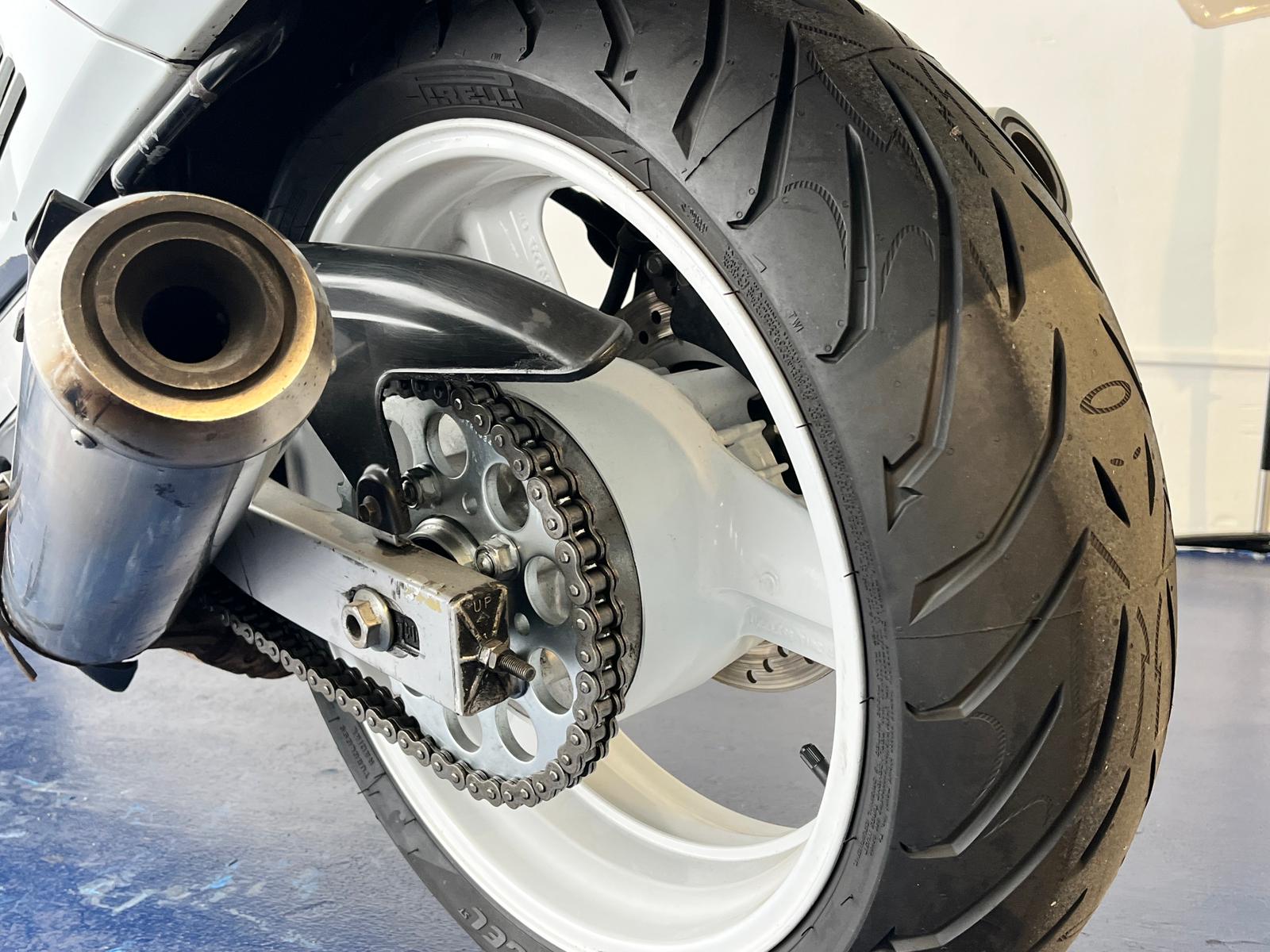 HONDA CBR 1000F 1995 - Imagen 38
