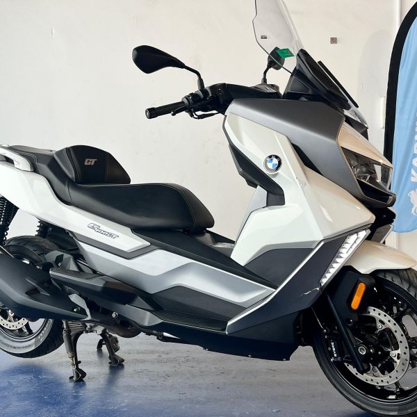 Alternative view of BMW C 400 GT