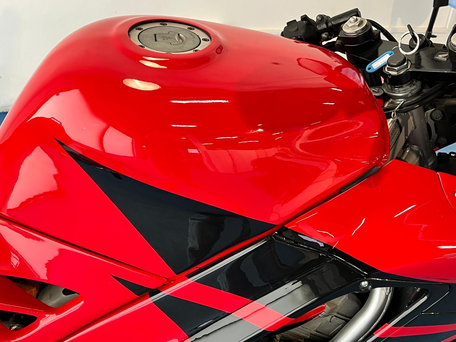 HONDA CBR 600 F2 - Imagen 23