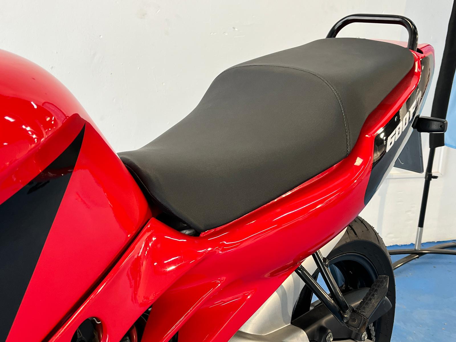 HONDA CBR 600 F2 - Imagen 45