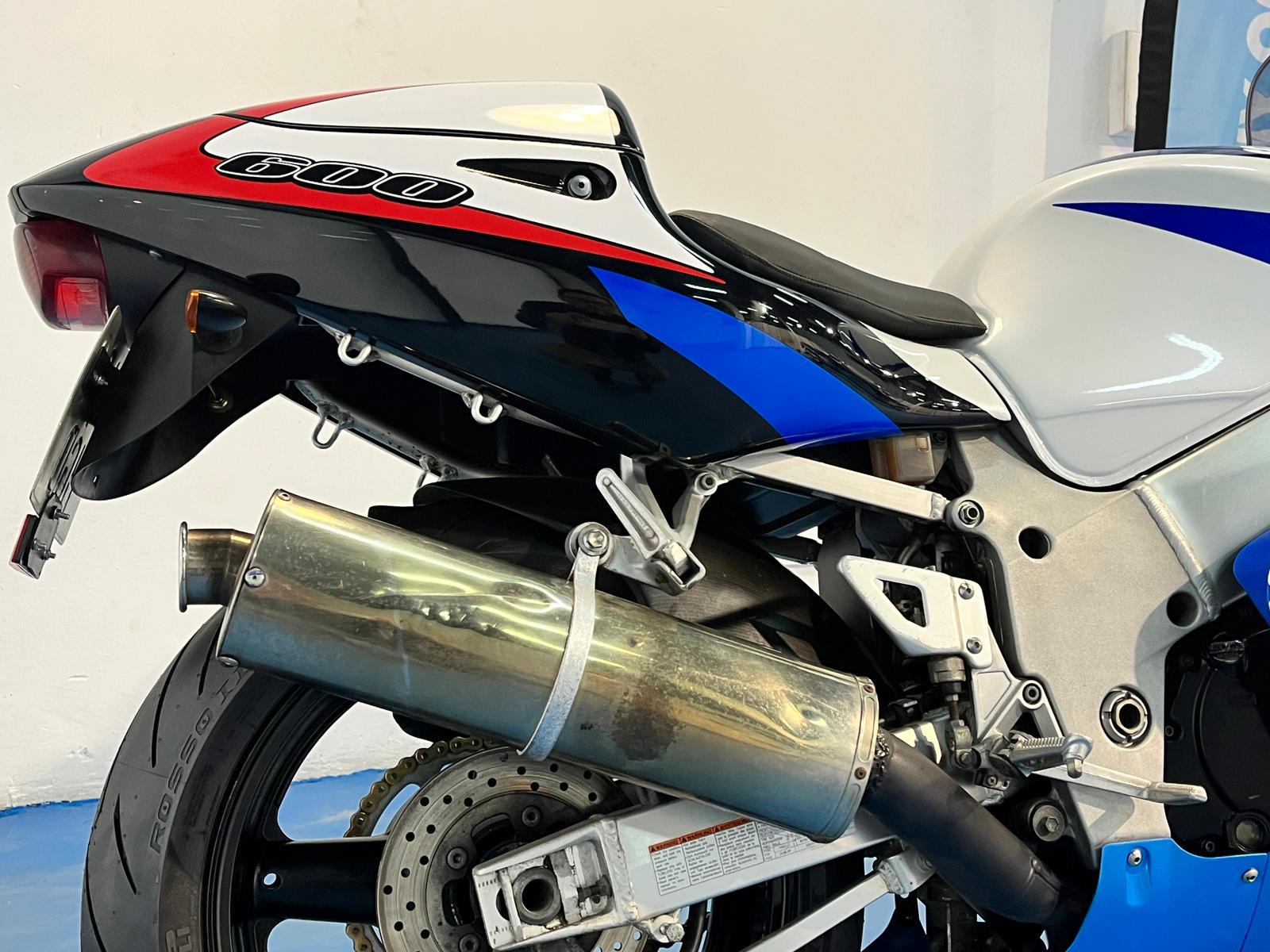 SUZUKI GSXR600 SRAD - Imagen 8