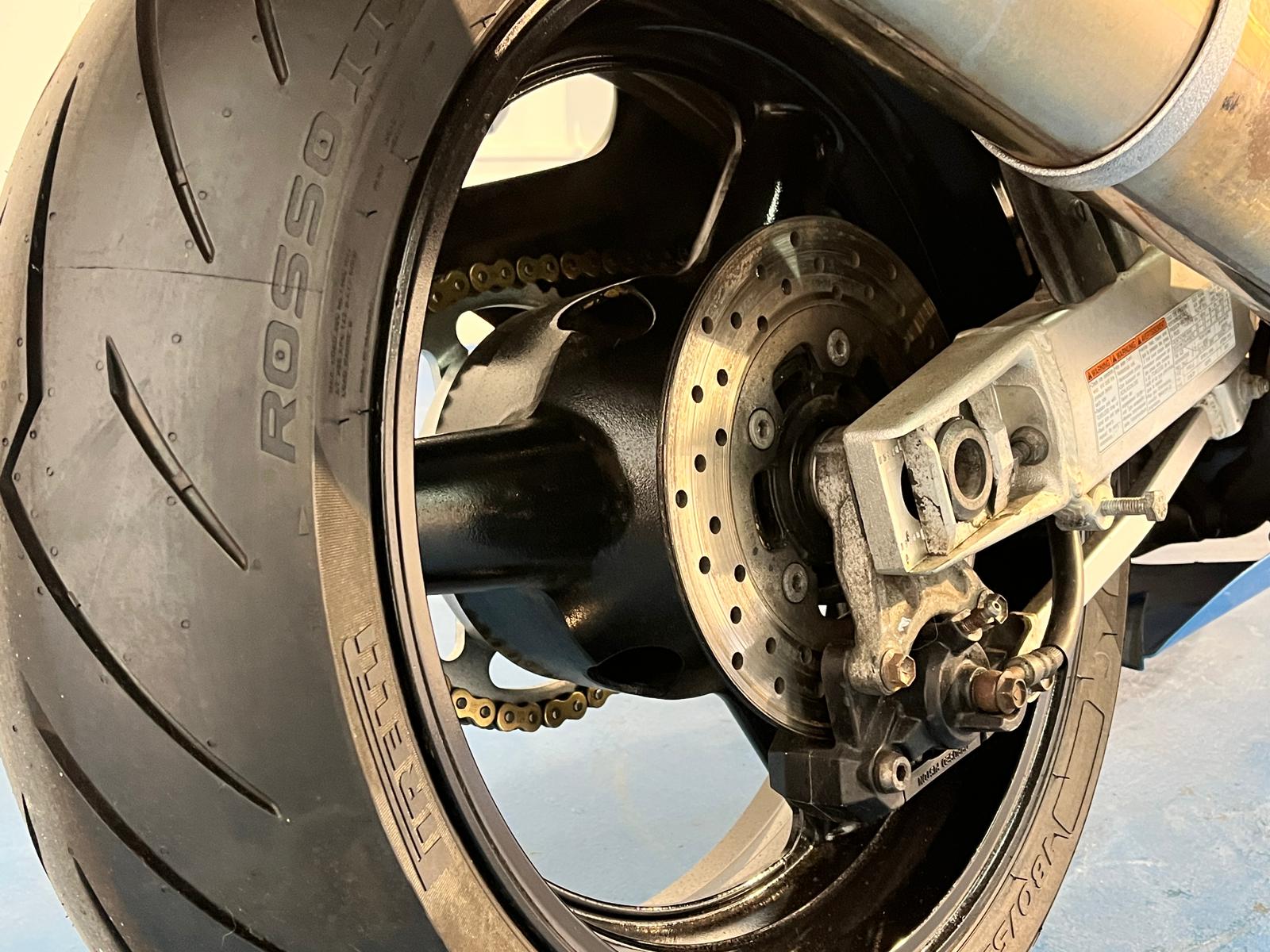 SUZUKI GSXR600 SRAD - Imagen 16