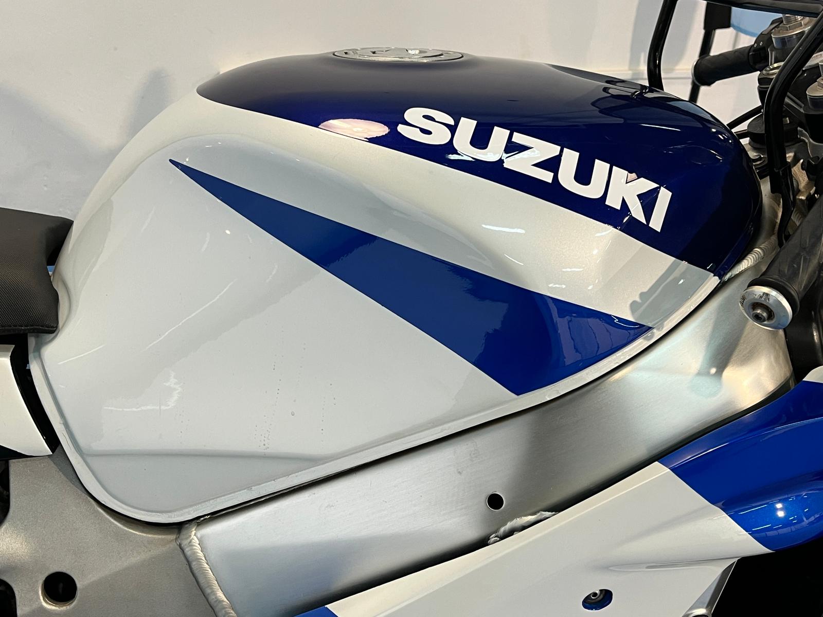 SUZUKI GSXR600 SRAD - Imagen 20