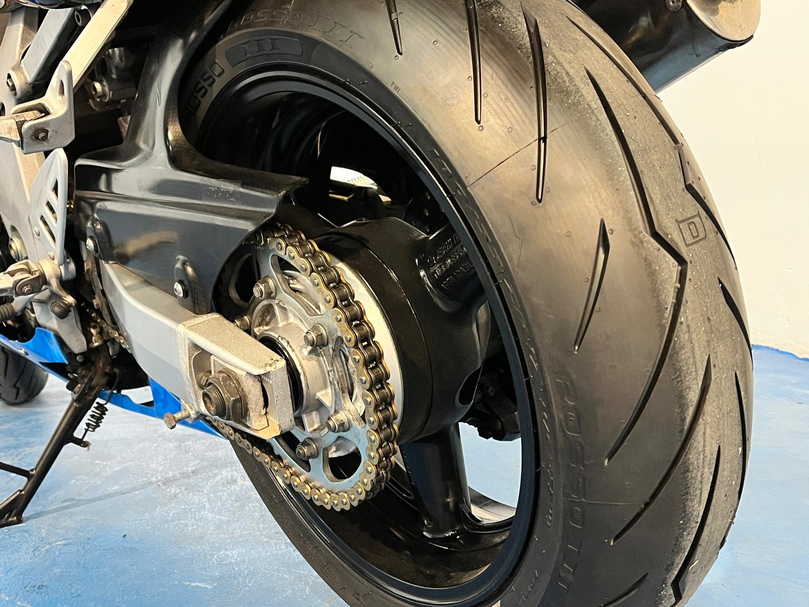 SUZUKI GSXR600 SRAD - Imagen 30