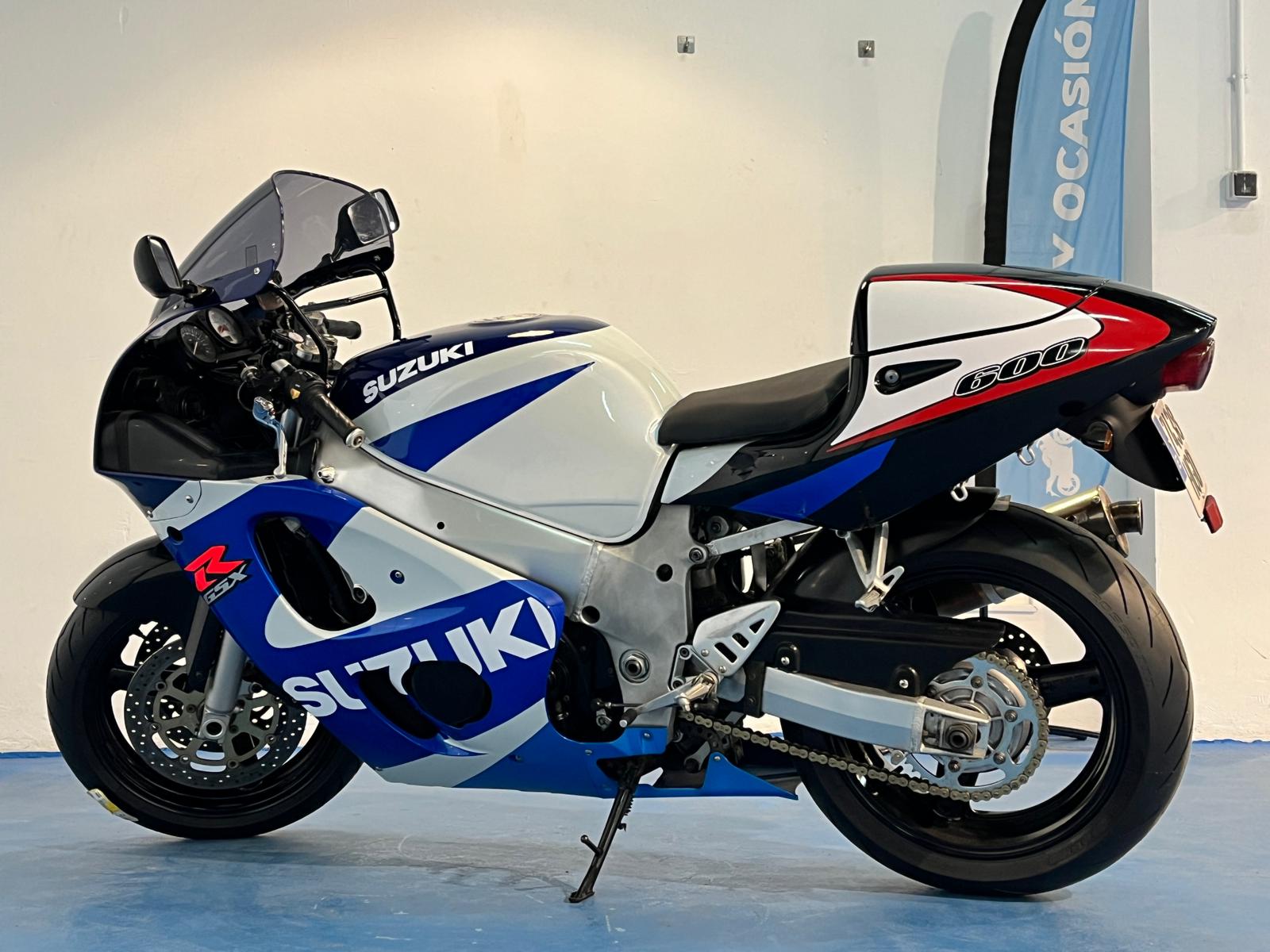 SUZUKI GSXR600 SRAD - Imagen 5