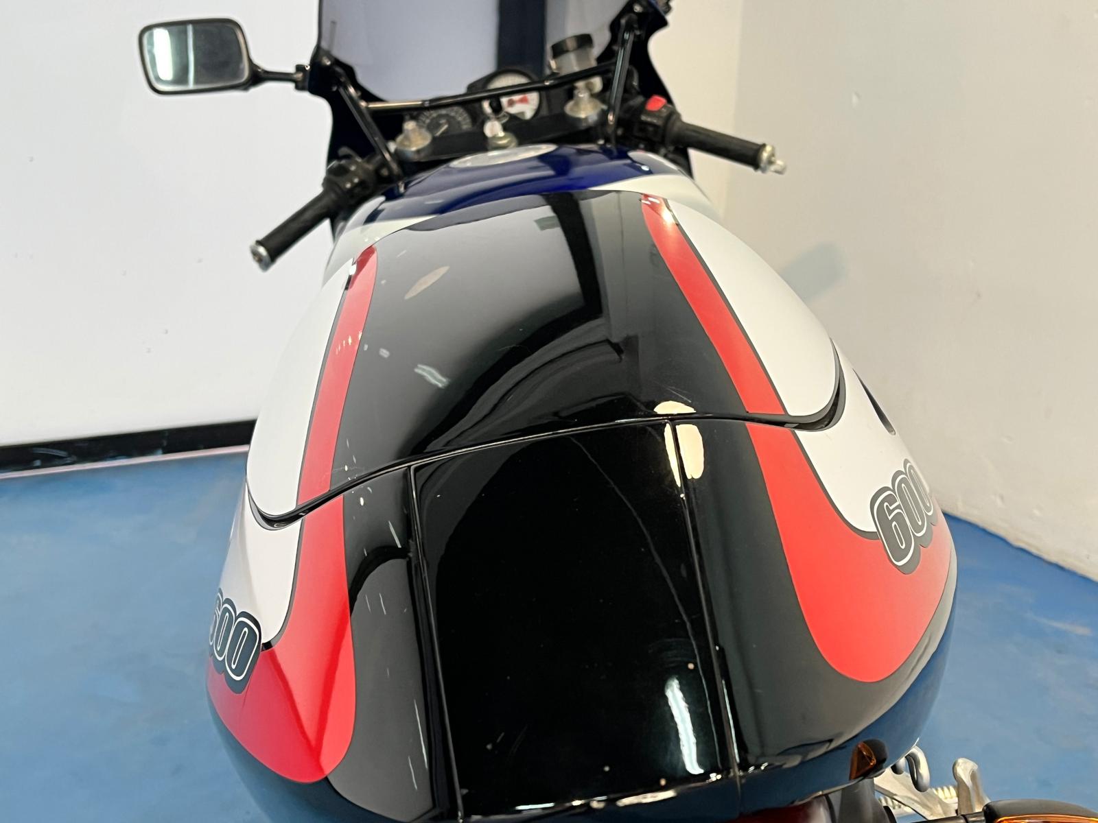 SUZUKI GSXR600 SRAD - Imagen 39