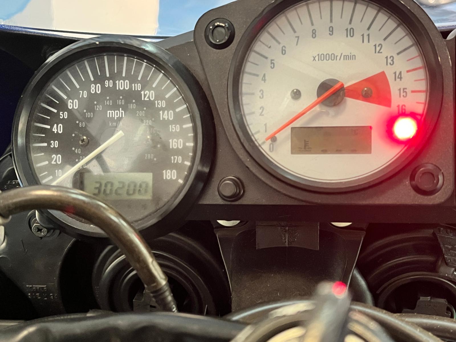 SUZUKI GSXR600 SRAD - Imagen 42