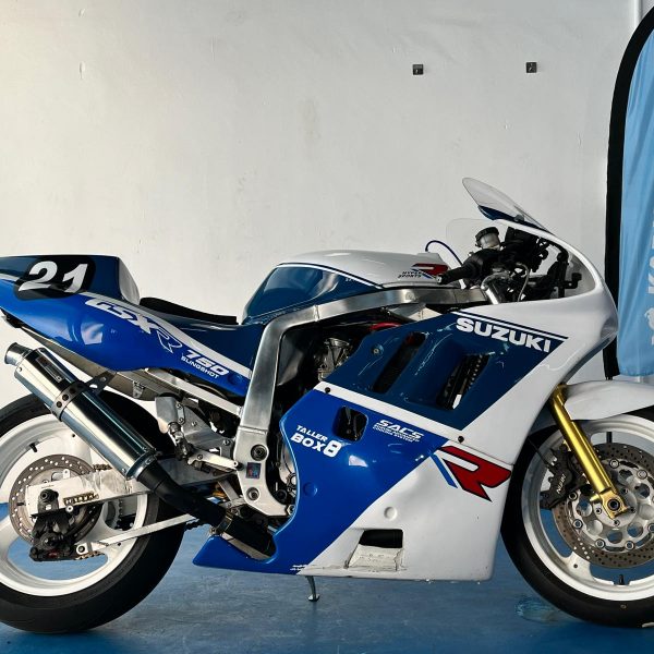 SUZUKI GSXR 750 89
