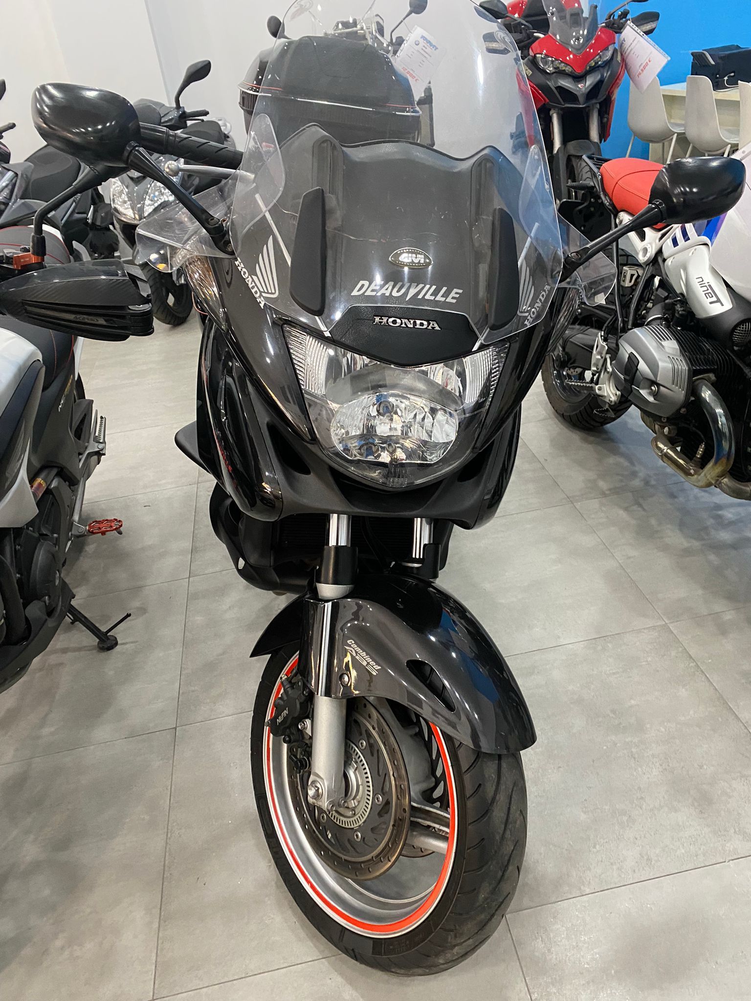 HONDA DEAUVILLE 700 - Imagen 9