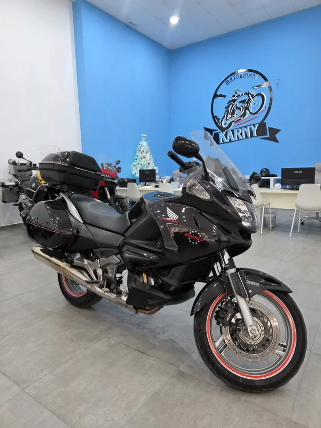 HONDA DEAUVILLE 700 - Imagen 5