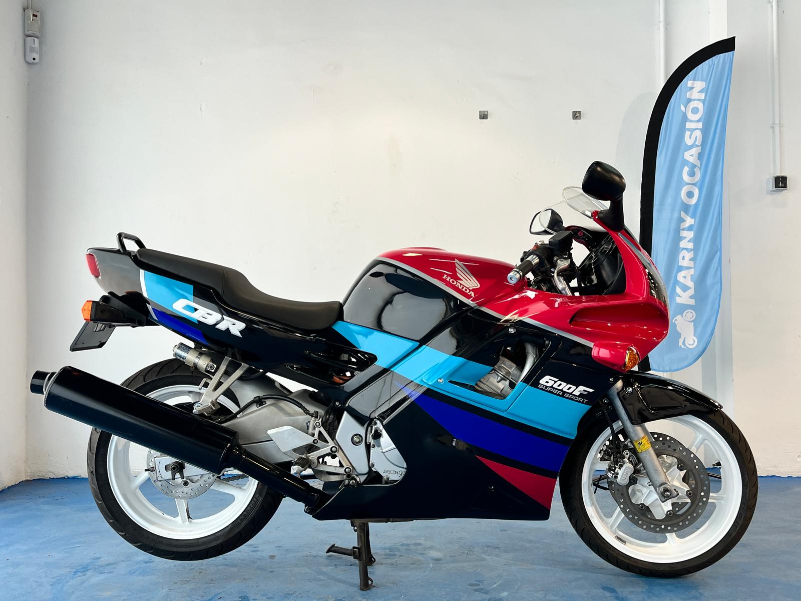 HONDA CBR 600 F BENETON