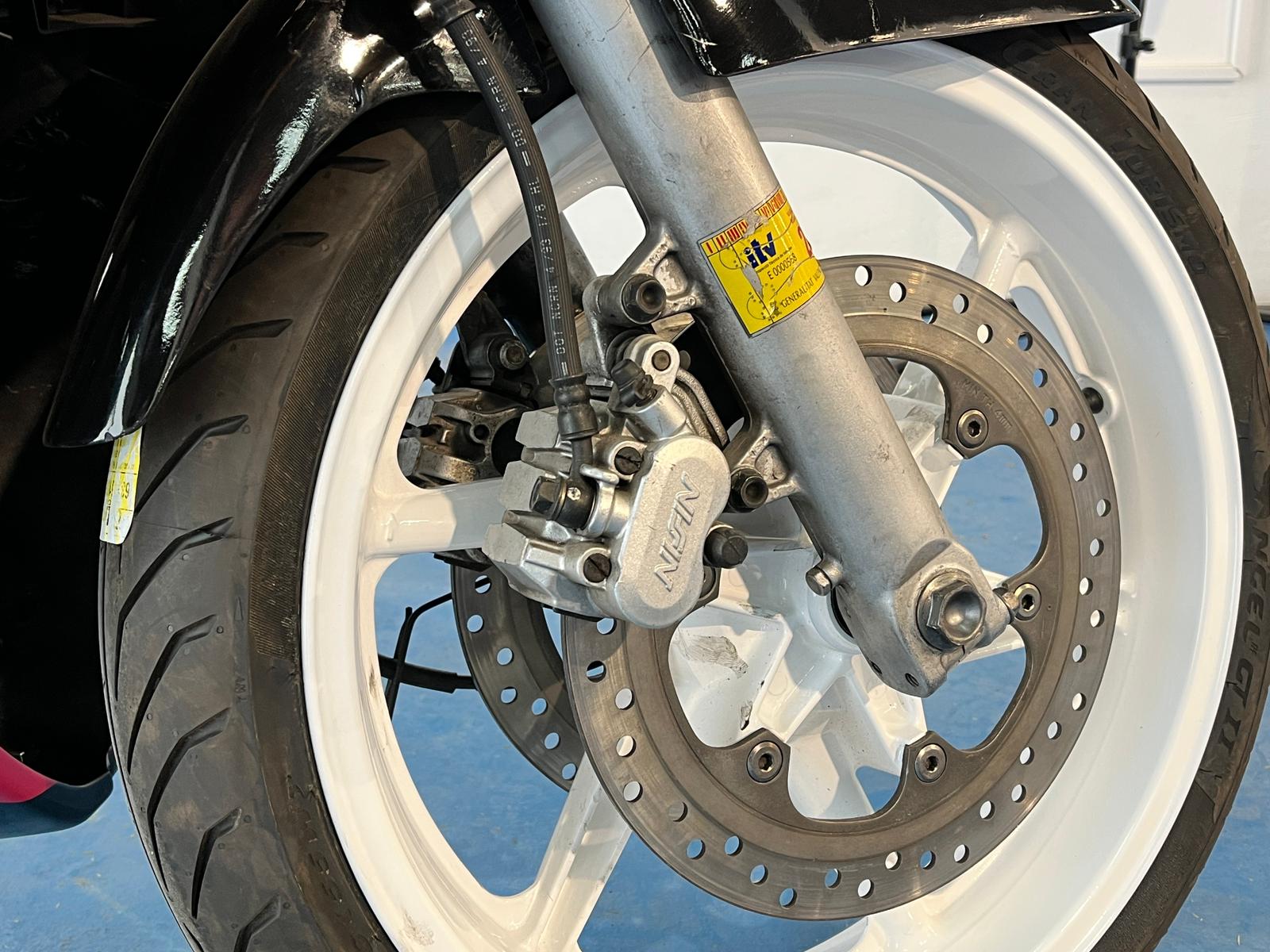 HONDA CBR 600 F BENETON - Imagen 15