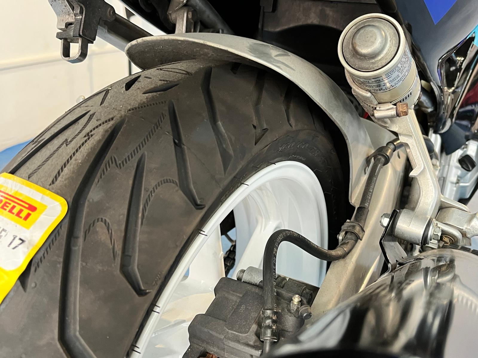 HONDA CBR 600 F BENETON - Imagen 20