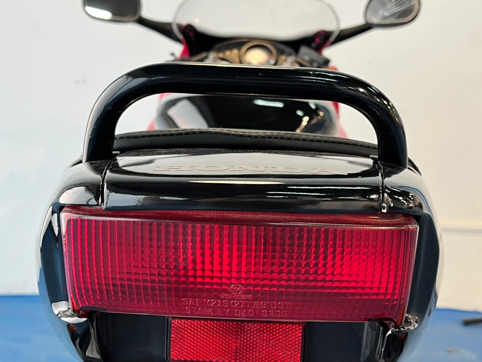 HONDA CBR 600 F BENETON - Imagen 54