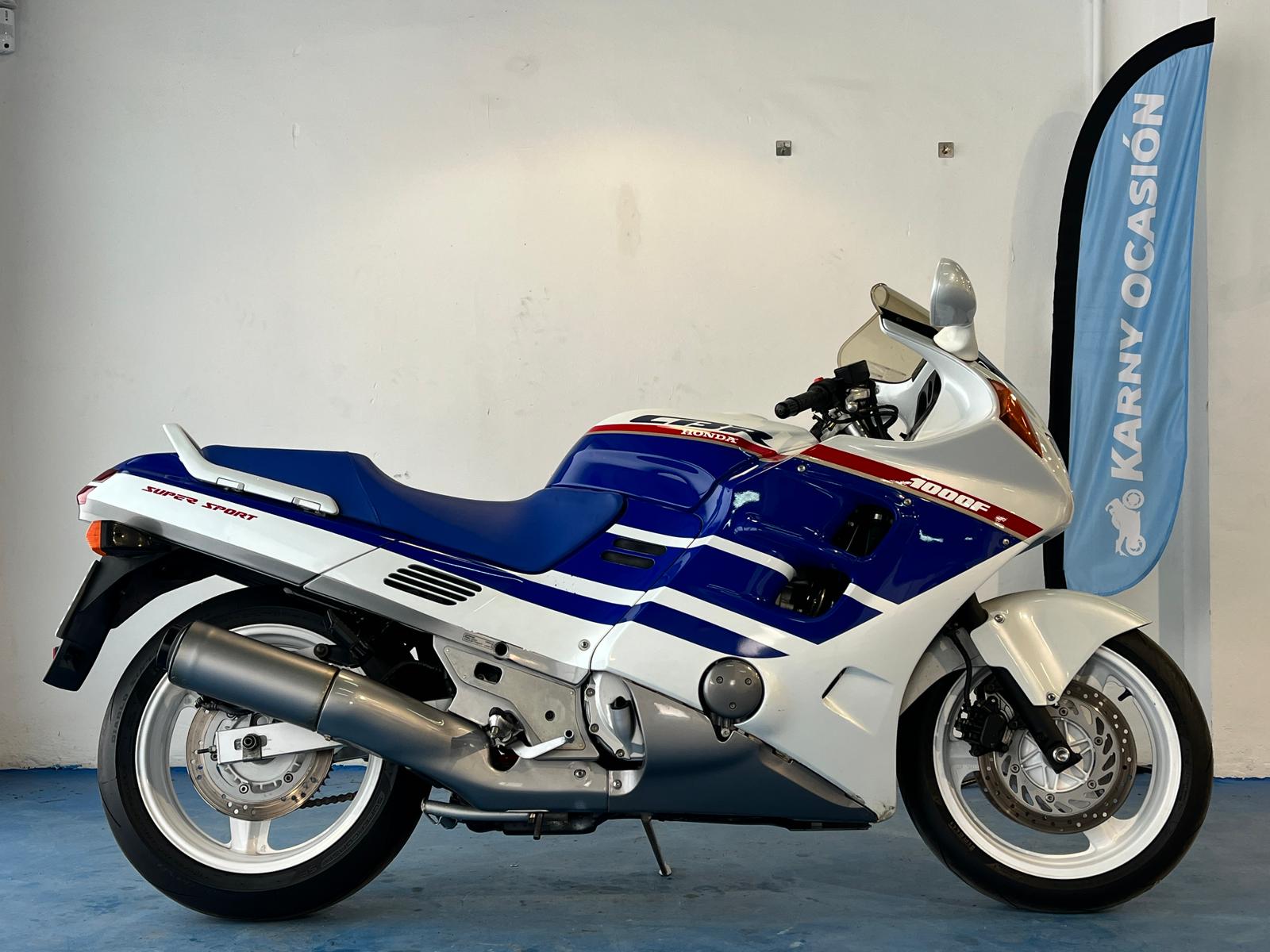 HONDA CBR 1000 F