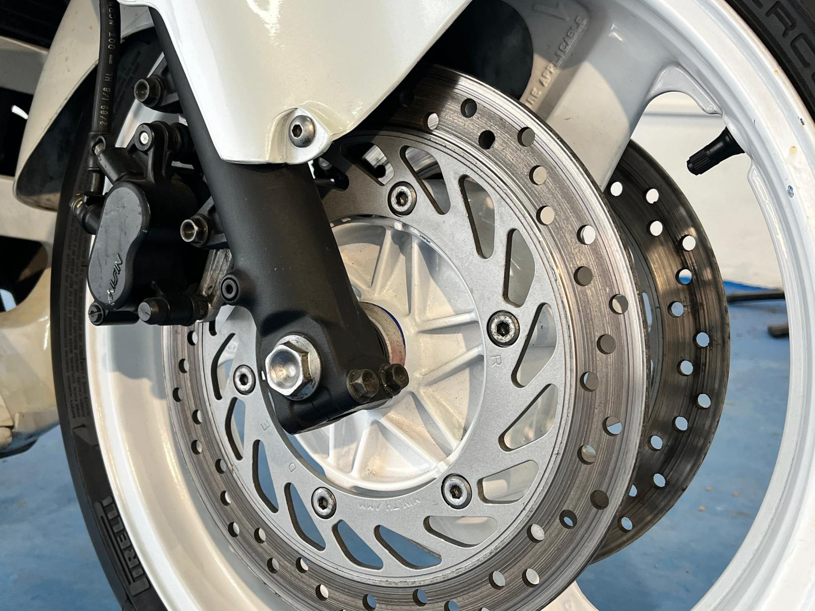 HONDA CBR 1000 F - Imagen 10