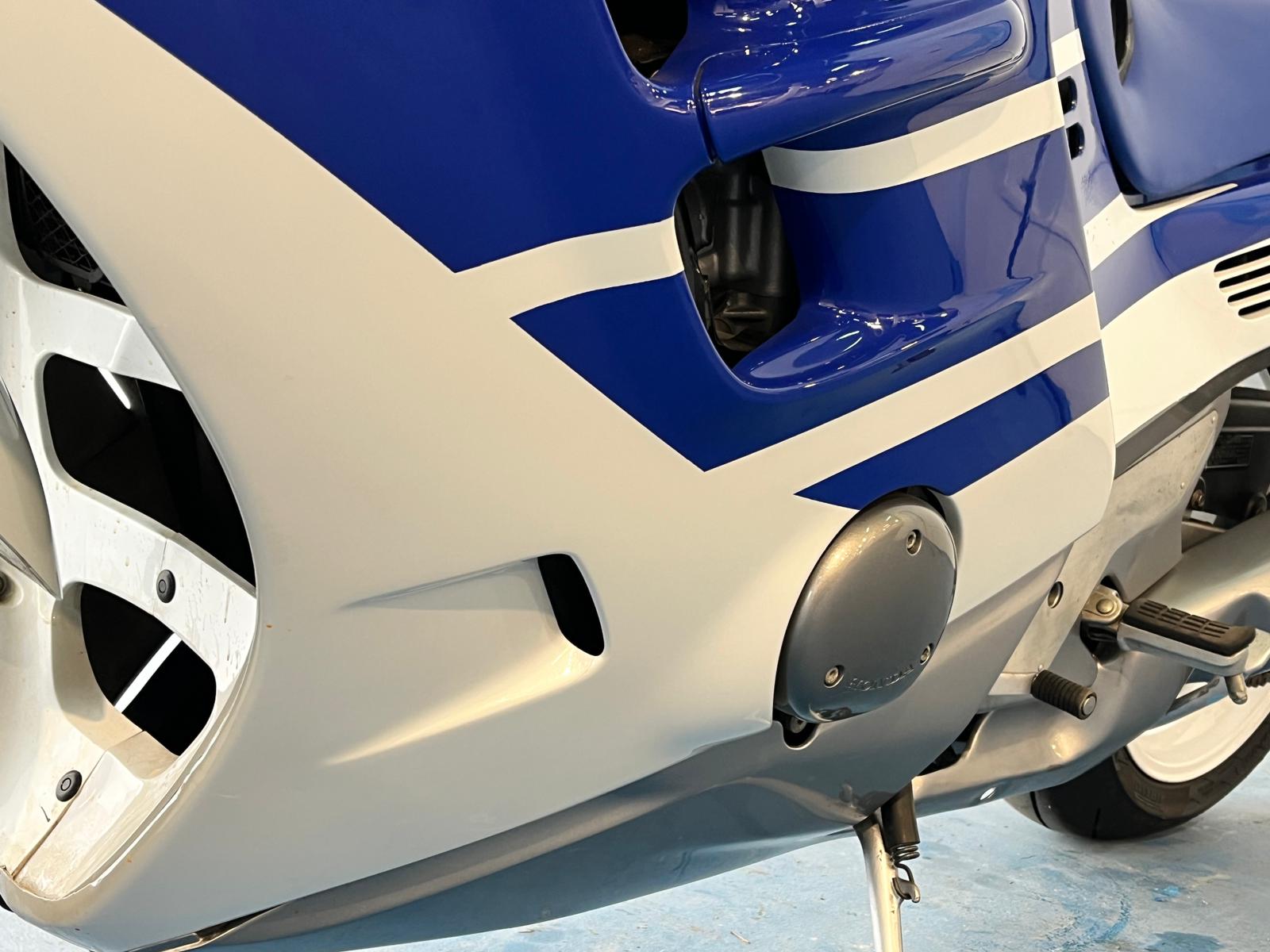 HONDA CBR 1000 F - Imagen 30