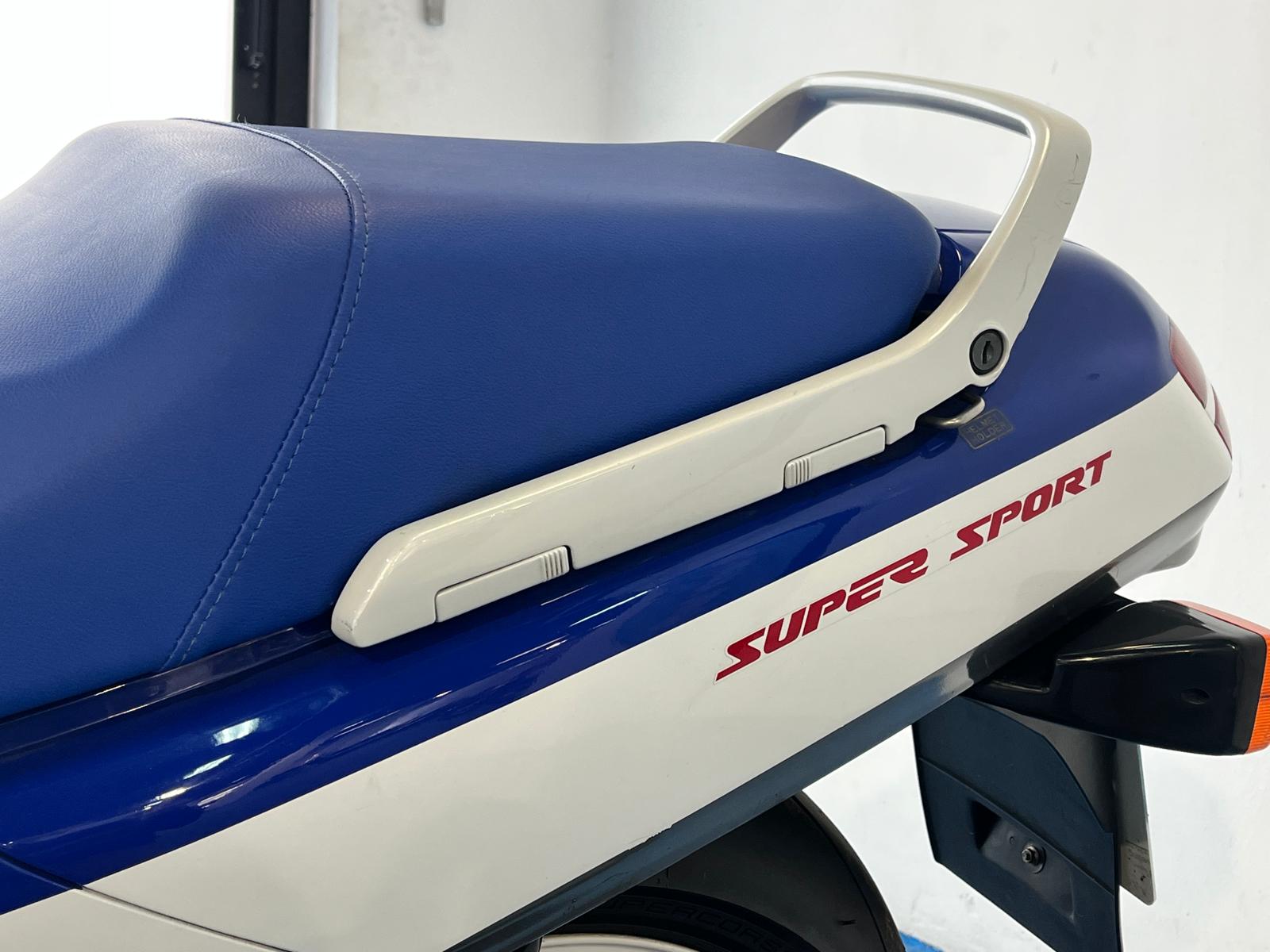 HONDA CBR 1000 F - Imagen 36