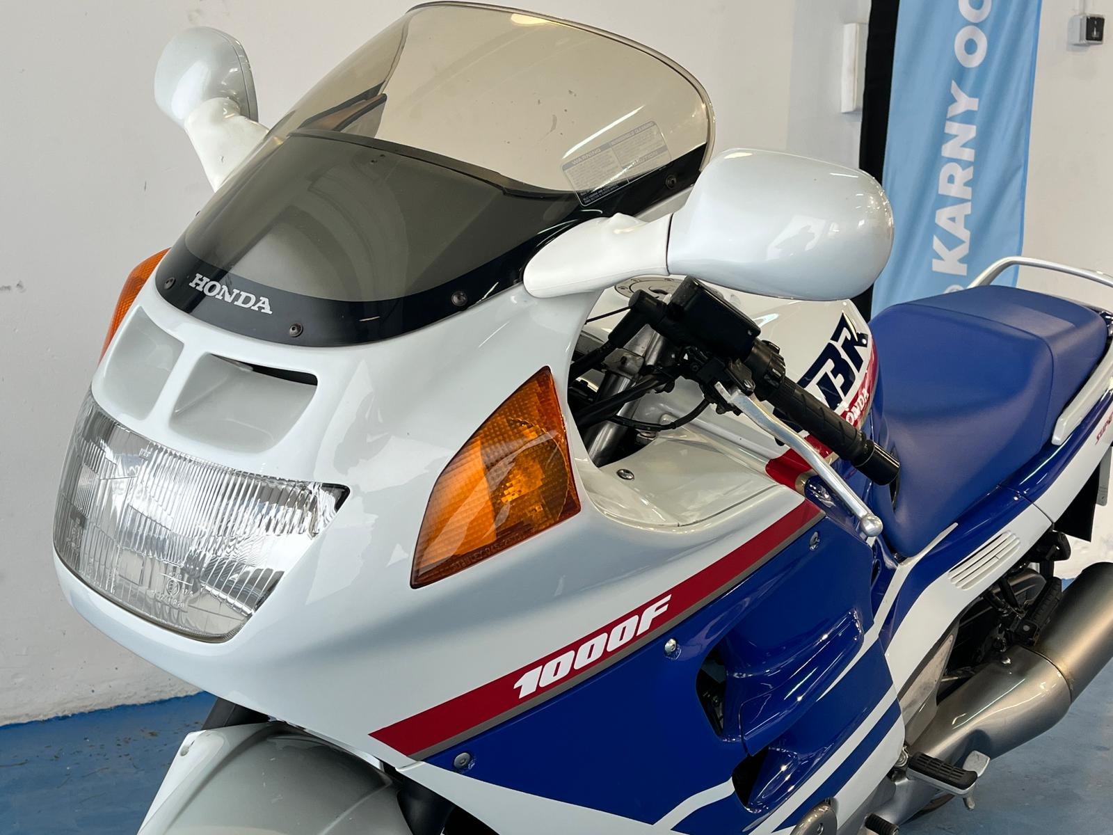 HONDA CBR 1000 F - Imagen 37