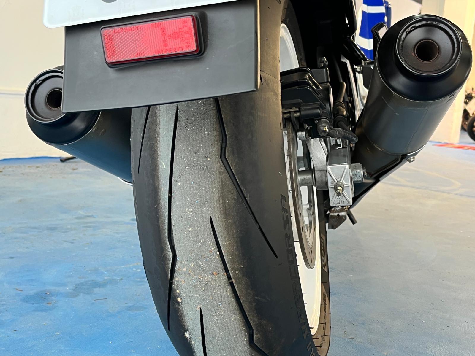 HONDA CBR 1000 F - Imagen 46