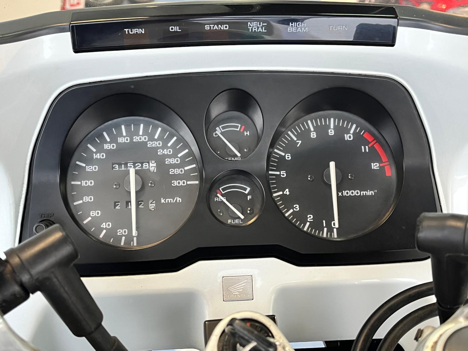 HONDA CBR 1000 F - Imagen 50