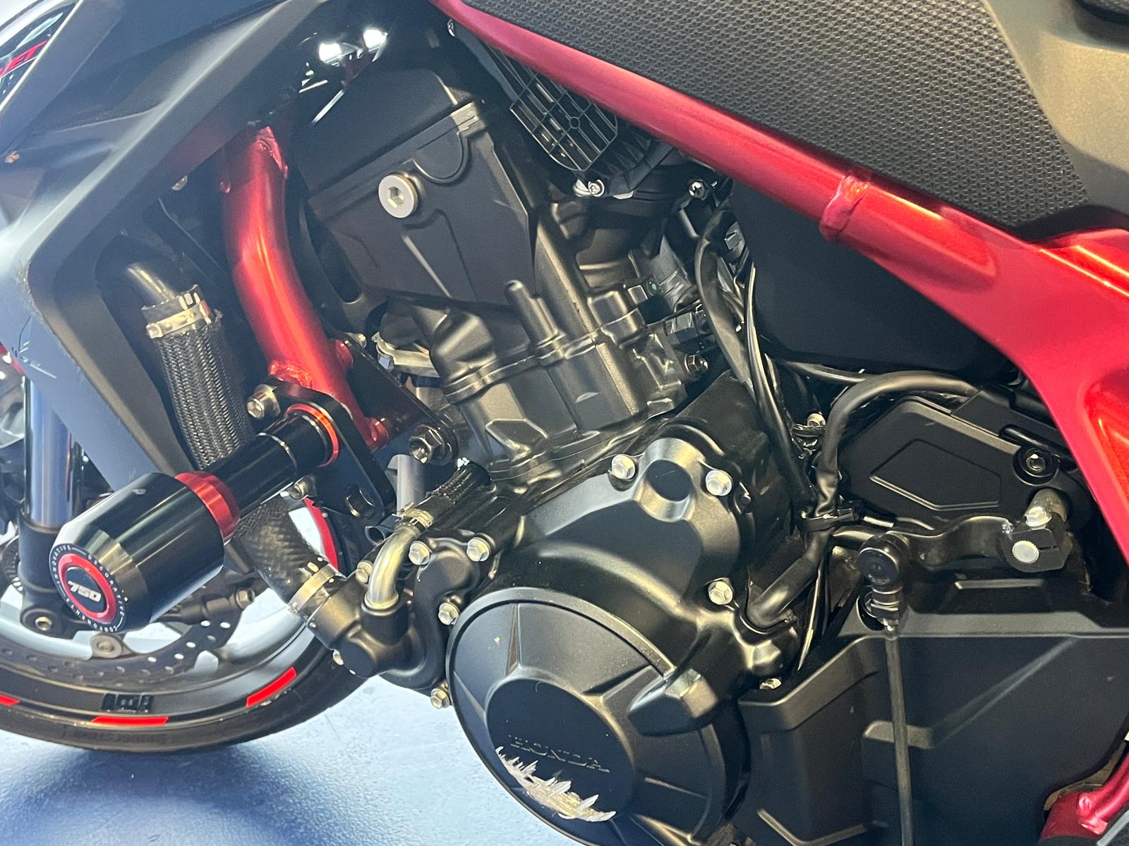 HONDA CB 750 HORNET - Imagen 25
