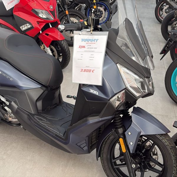 Alternative view of SYM JOYRIDE 300