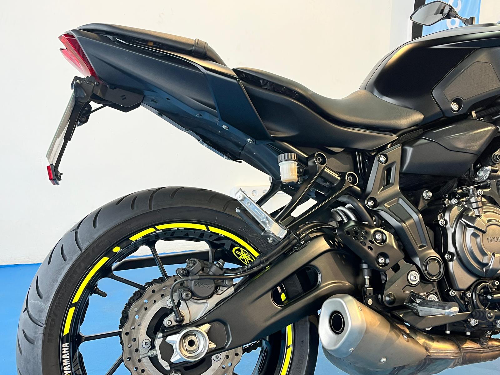 YAMAHA MT-07 ABS A2 - Imagen 8