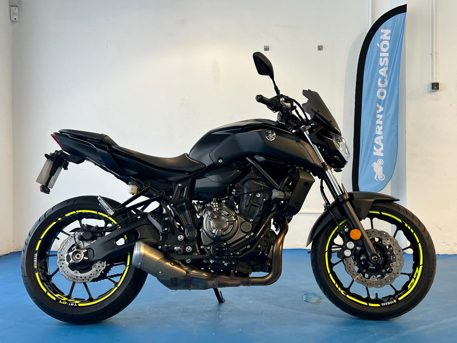 YAMAHA MT-07 ABS A2