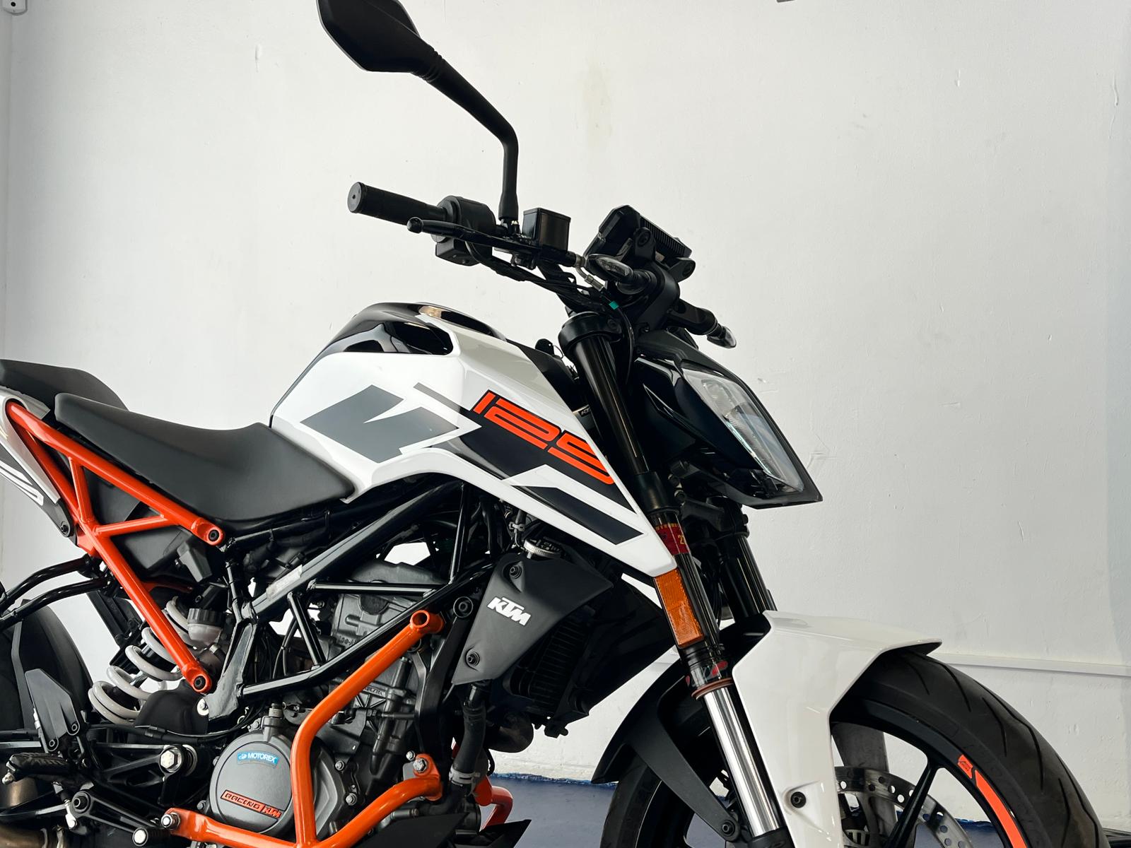 KTM DUKE 125 ABS - Imagen 7